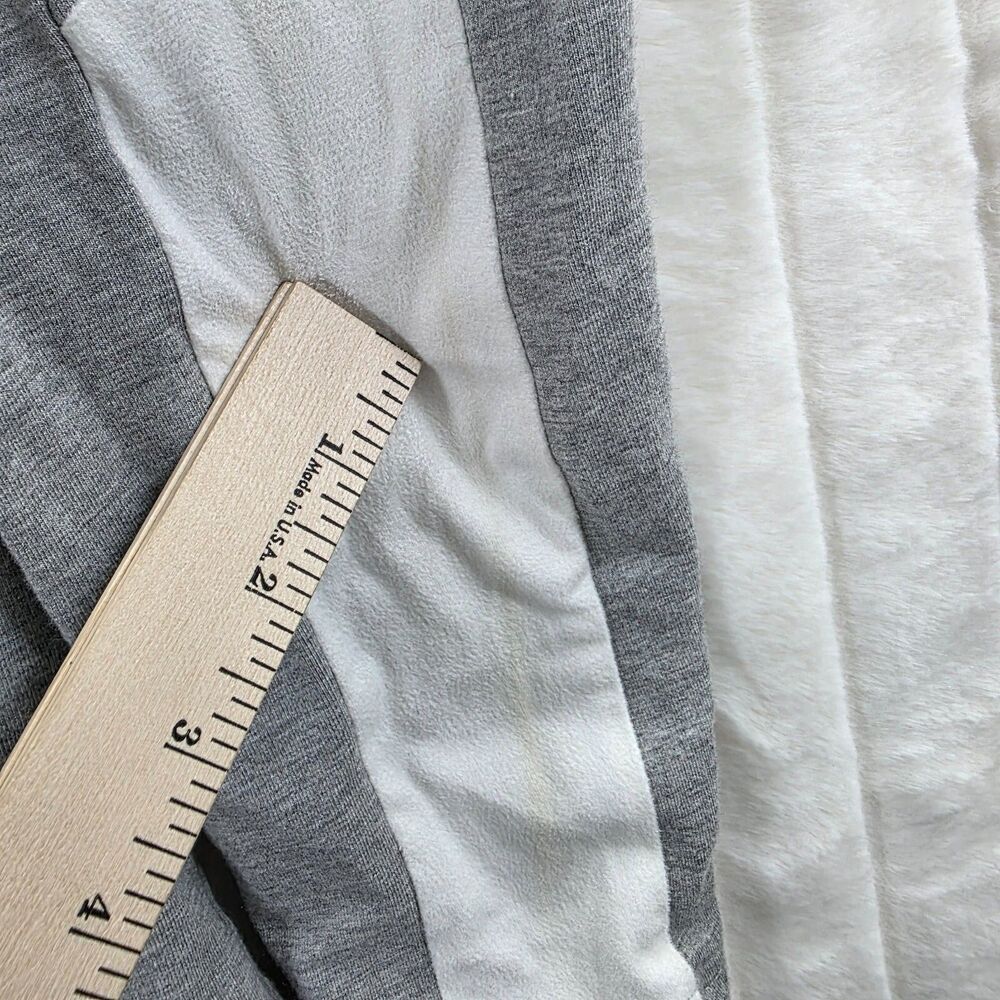 State & Liberty Pullover Men's Gray and White Sweater Performance Size M *flaws* - Picture 8 of 12